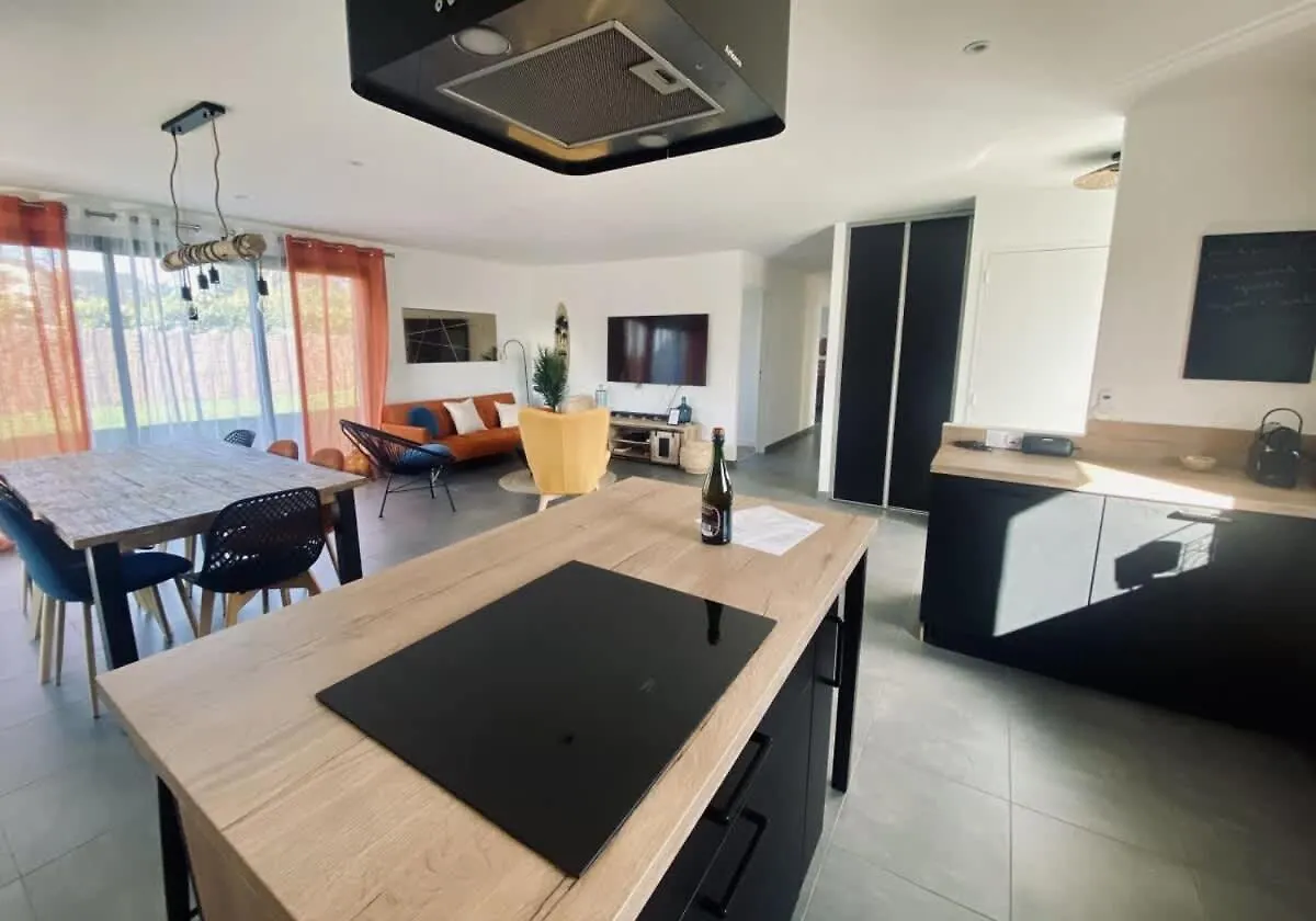 Carantec 4 Stars House With Private Jacuzzi And Garden For 6 Persons Villa Holiday home